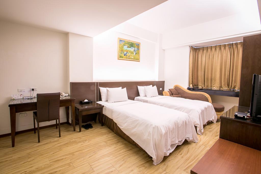 Huang Shin Business Hotel-Chung Kang Taichung Exterior foto