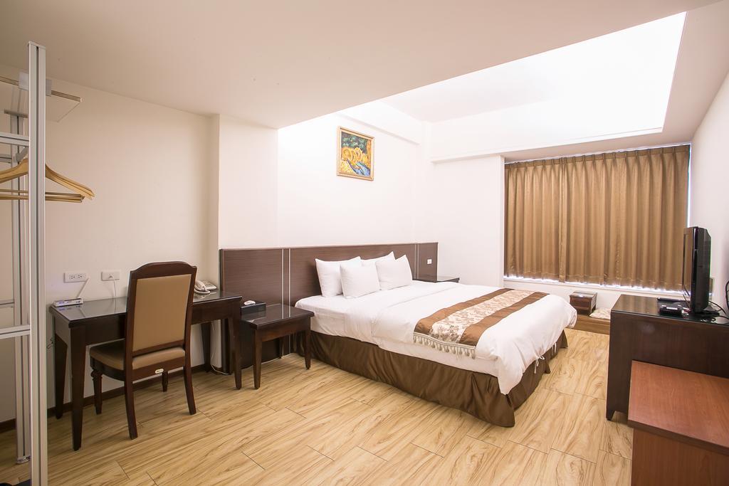 Huang Shin Business Hotel-Chung Kang Taichung Exterior foto