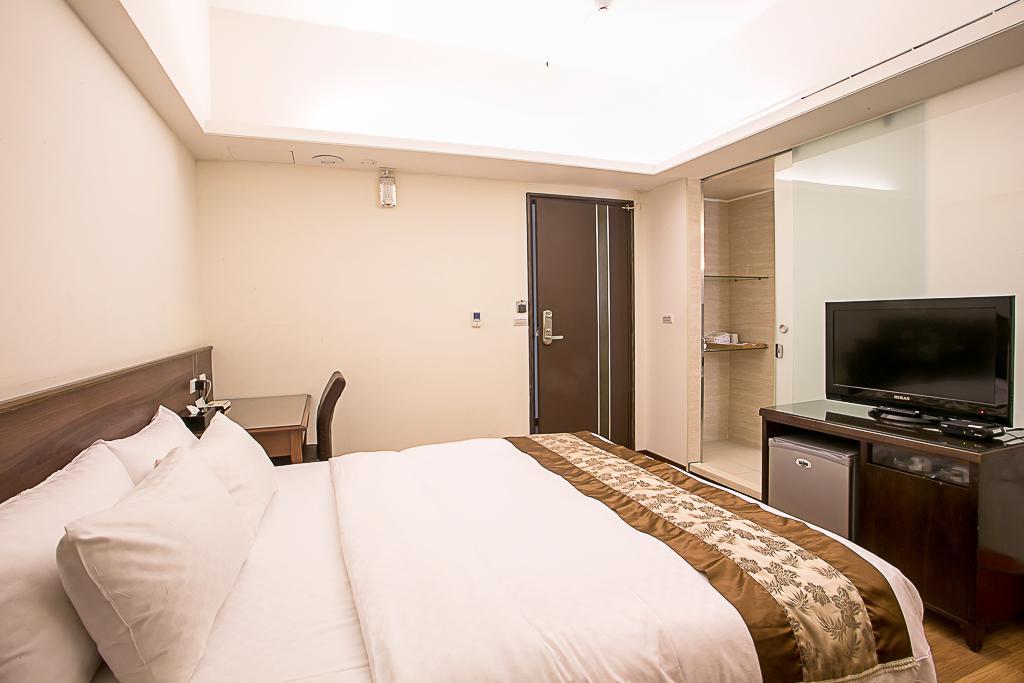 Huang Shin Business Hotel-Chung Kang Taichung Exterior foto